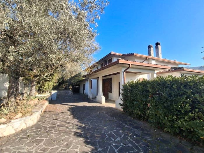 Casa con 6 locali in vendita in San Marco Oliveto, Perugia