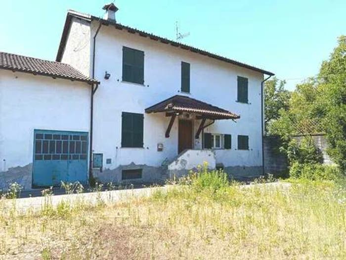 Casa con 6 locali in vendita in Borghetto di Borbera