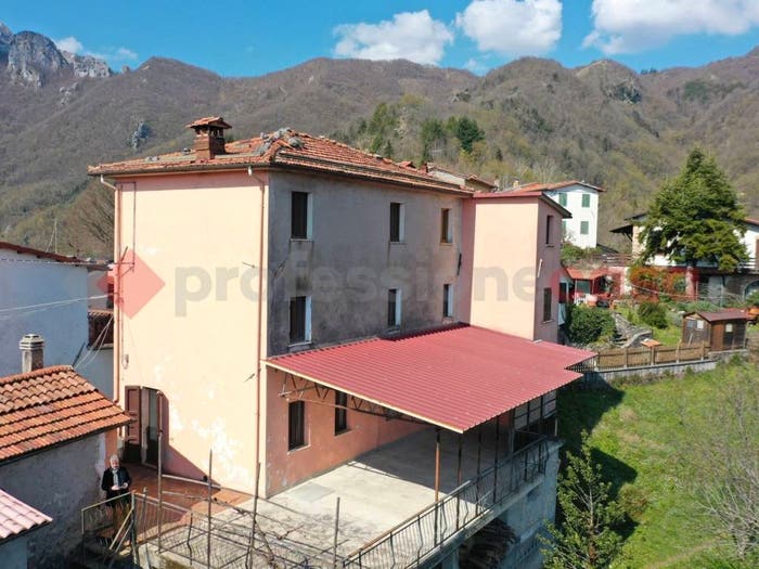 Casa con 6 locali in vendita in Via del Giardino Vergemoli, Vergemoli, Fabbriche di Vergemoli
