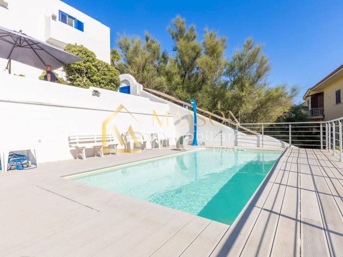 Casa con 6 locali in vendita in Lungomare Enea, Lavinio Mare, Anzio