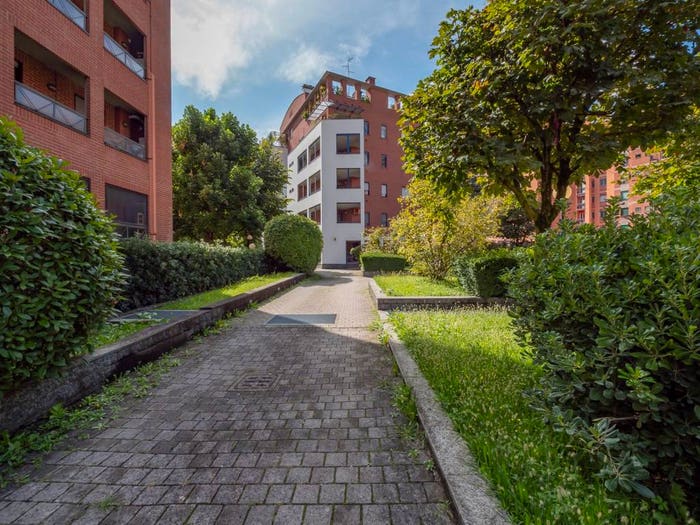 Appartamento in vendita in Via Roberto Bellarmino, Chiesa Rossa, Milano