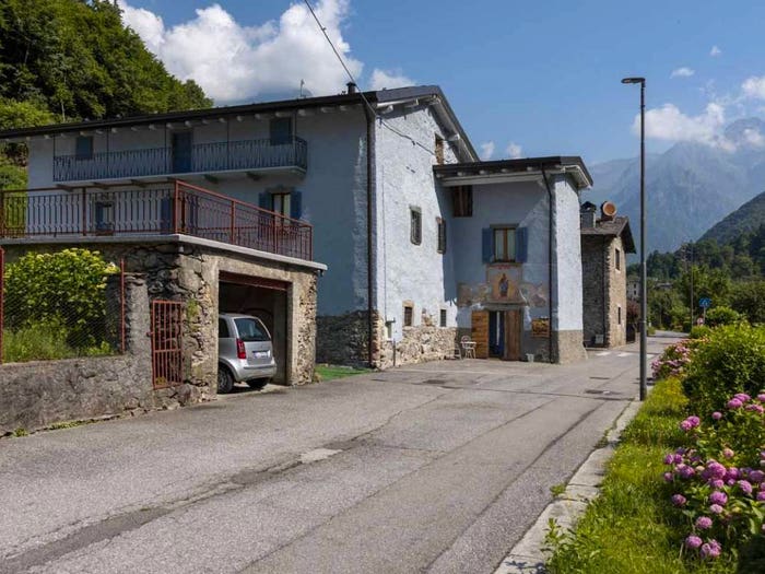 Case in Vendita e in Affitto - 2