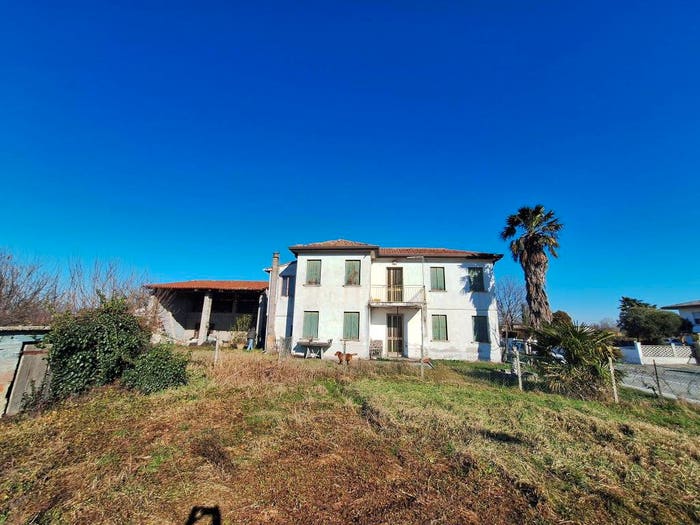Casa con 6 locali in vendita in Via Daniele Manin, Centro, Campagna Lupia