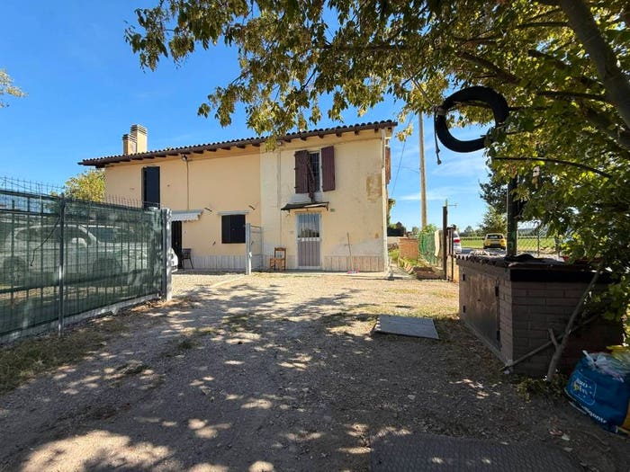 Casa quadrilocale in vendita in Via Manzolino Est, Castelfranco Emilia
