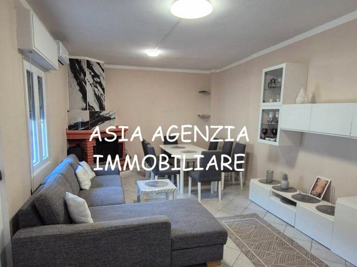 Casa con 5 locali in vendita in Via Camillo Benso di Cavour, Centro, Quinzano d'Oglio