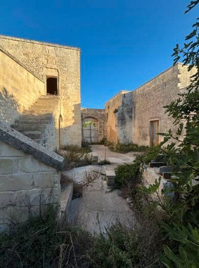Appartamento con 6 locali in vendita in Via Laterano, Centro, Melendugno