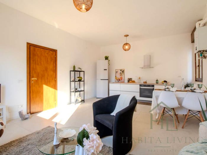 Appartamento quadrilocale in vendita in via novembre, Roncadello, Forlì
