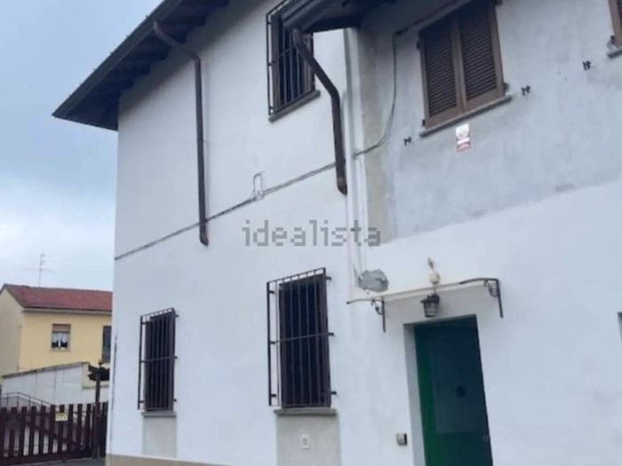 Casa quadrilocale in vendita in Via Magenta, Centro, Muggiò