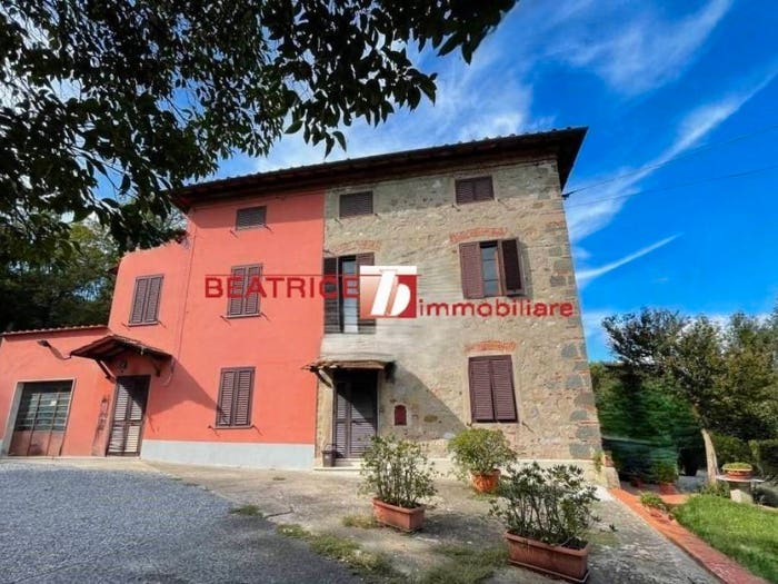 Casa con 6 locali in vendita in VIA DELLA BILLONA, Monte San Quirico Tre Cancelli, Lucca