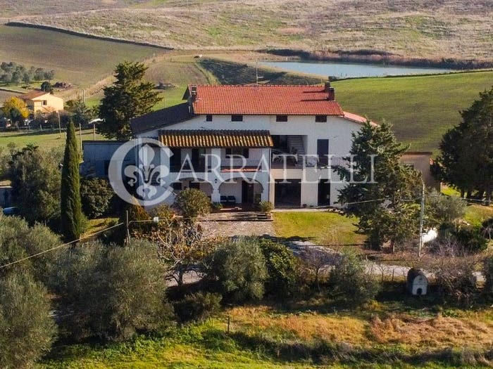 Casa con 6 locali in vendita in consorzio stradale Montenero, Castel del Piano