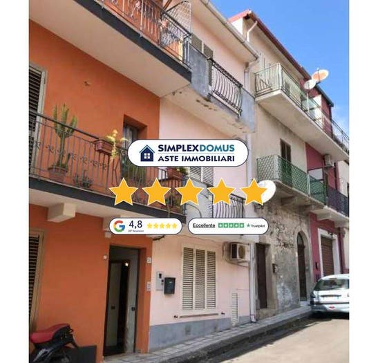 Appartamento con 5 locali in vendita in Via Roma, Centro, Mandanici
