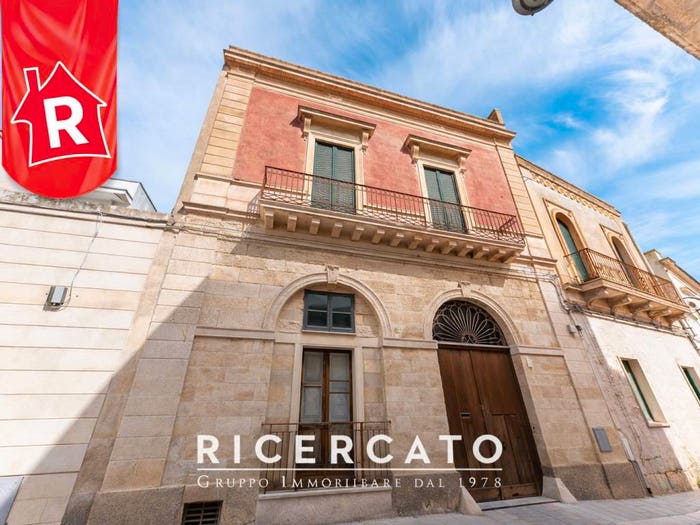 Casa con 6 locali in vendita in Via Roma, San Pietro in Lama
