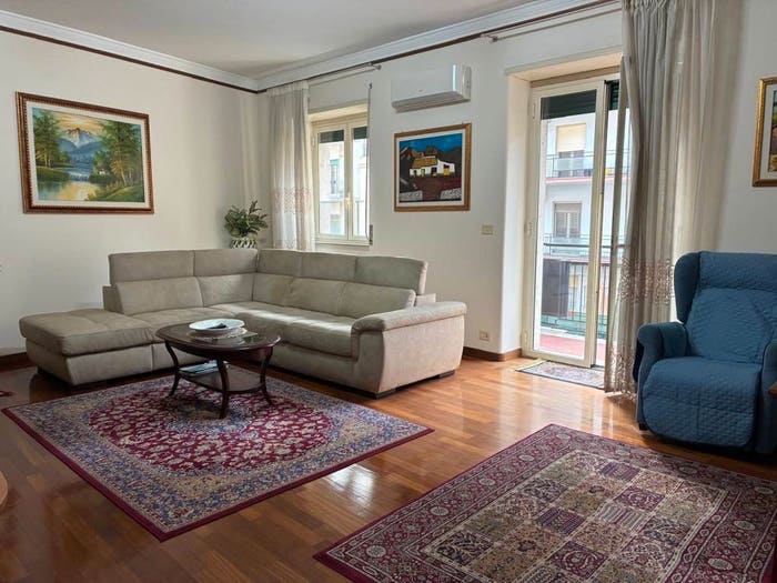Appartamento quadrilocale in vendita in Via Principe Nicola, Province Veneto, Catania