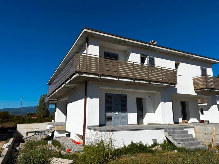 Casa con 5 locali in vendita in Via Guido Tarlati, Catona, Arezzo
