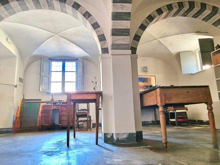 Casa con 6 locali in vendita in Calci