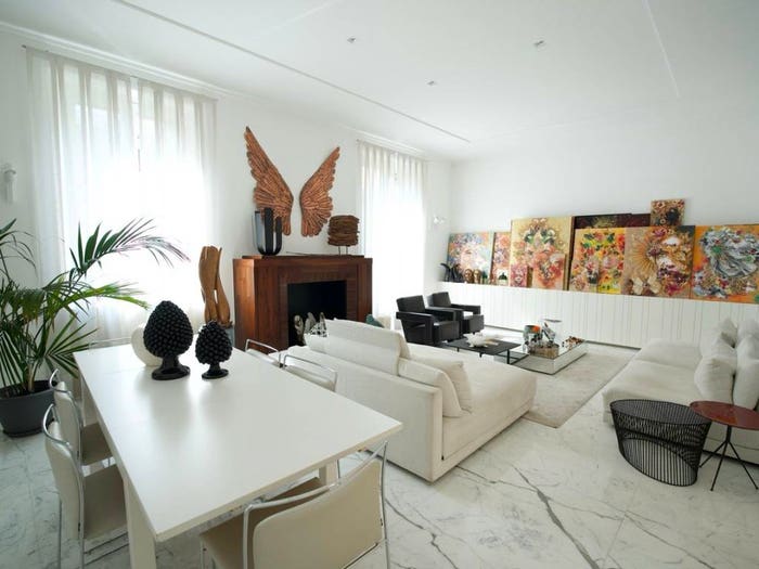 Appartamento quadrilocale in vendita in Via Volturno, Isola, Milano