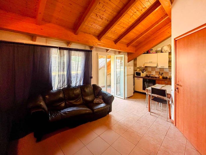 Appartamento trilocale in vendita in Via San Vito, Negrar, Negrar di Valpolicella
