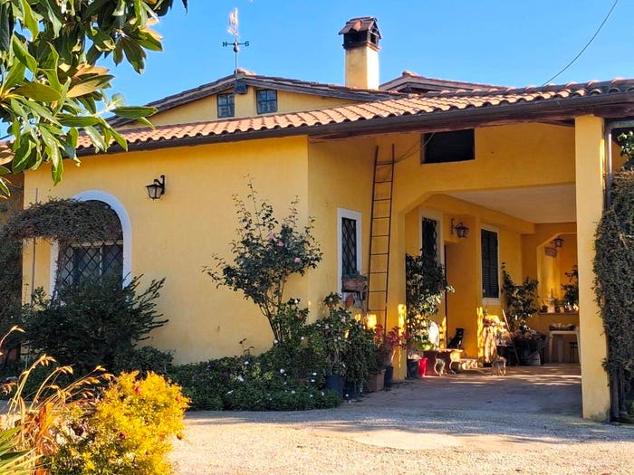 Casa con 6 locali in vendita in Via Stragonello, Stragonello, Lanuvio