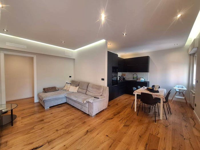 Appartamento quadrilocale in vendita in Via Pasquale Pastorino, Bolzaneto, Genova