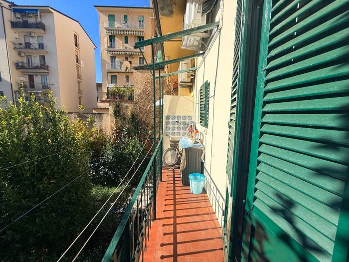 Appartamento bilocale in vendita in Via Uguccione della Faggiola, Gavinana, Firenze