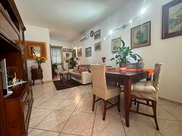 Appartamento trilocale in vendita in Via Luigi Galvani, Torre del Lago, Viareggio