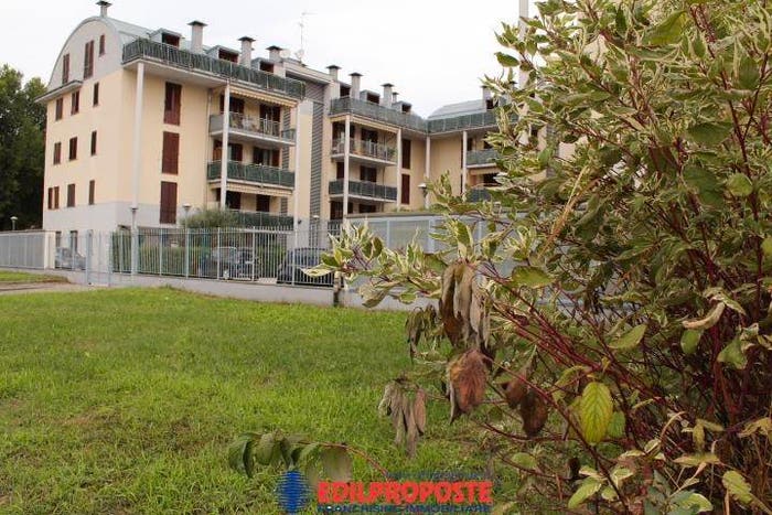 Appartamento bilocale in vendita in Corinna Bruni, Centro, Limbiate