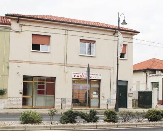 Appartamento trilocale in vendita in Via Novembre, Centro, Monfalcone