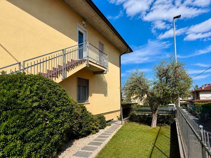 Appartamento quadrilocale in vendita in Via Villa, Nigoline Bonomelli, Corte Franca