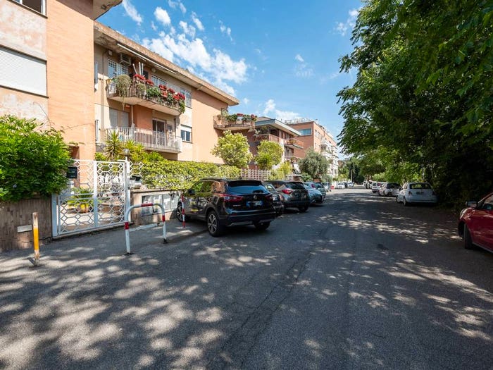 Appartamento trilocale in vendita in Talenti Monte Sacro, Roma