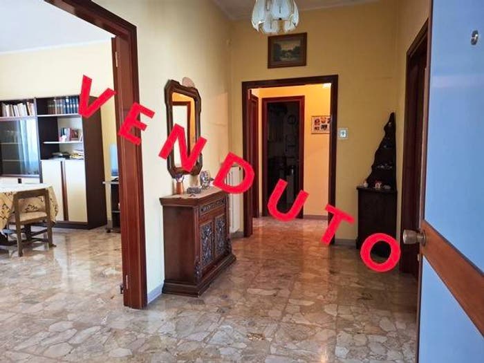 Appartamento quadrilocale in vendita in Via Venezia Lungofiume Paolucci, Pescara