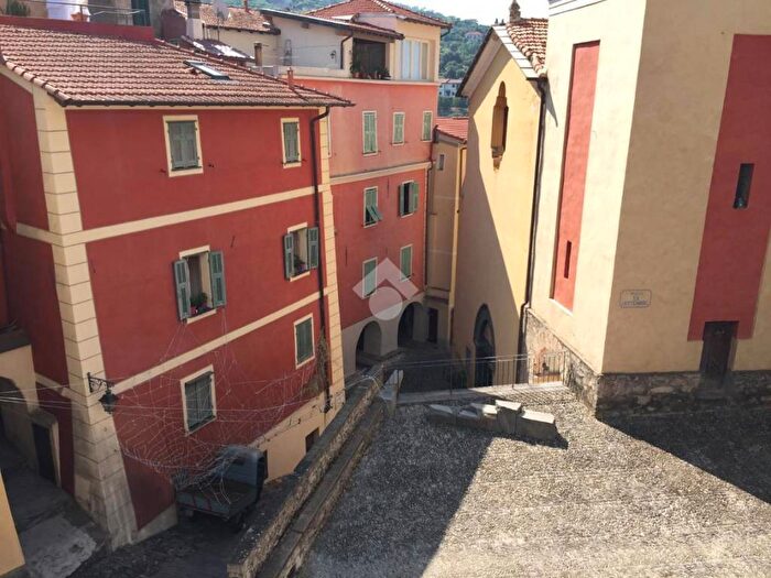 Appartamento bilocale in vendita in Via roma, Centro, Vallebona