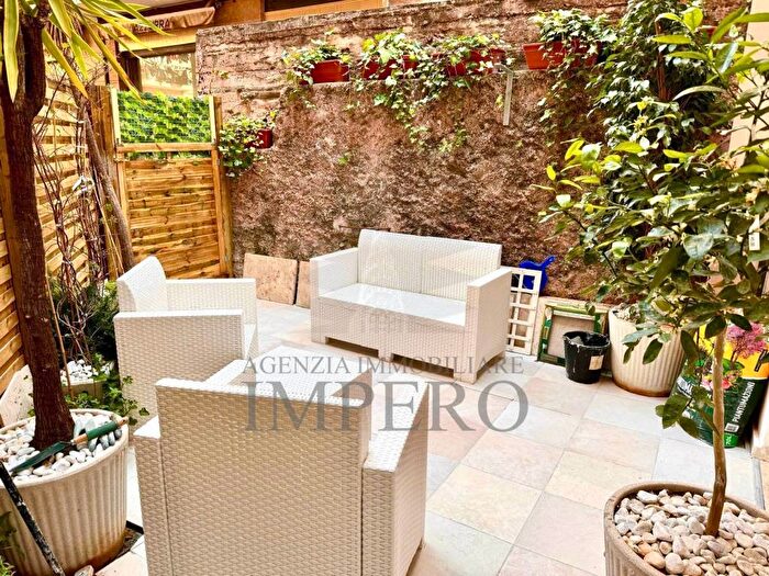 Casa bilocale in vendita in Via Sottoconvento, Centro Città, Ventimiglia