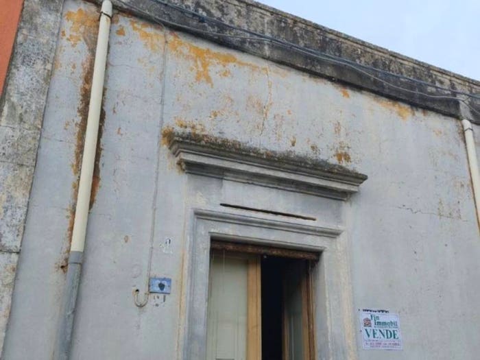 Appartamento quadrilocale in vendita in Via Carlo Alberto, Salice Salentino