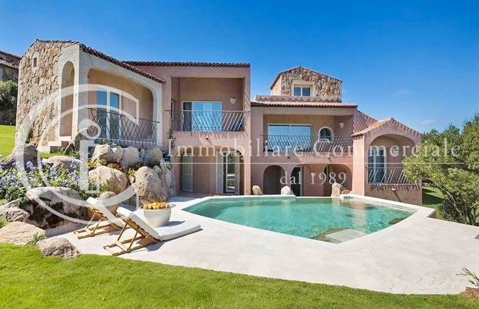 Casa con 6 locali in vendita in Via degli Oleandri, Porto Cervo, Arzachena
