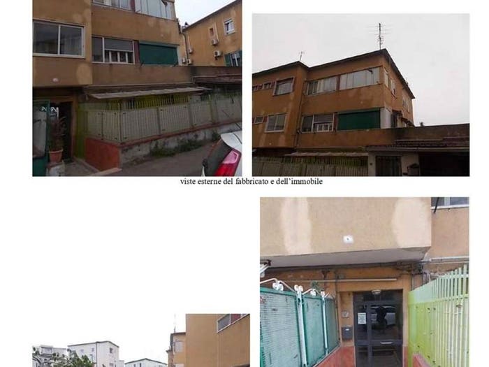 Appartamento con 5 locali in vendita in Via Tacito Napoli NA Italia, Fuorigrotta, Napoli