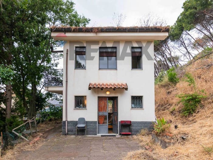 Casa bilocale in vendita in Nicolosi