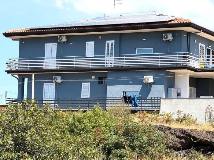 Appartamento con 5 locali in vendita in Via Tiziano, Villaggio Del Pino Le Ginestre, Belpasso