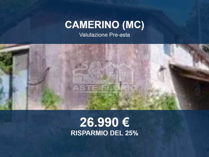 Casa con 5 locali in vendita in Frazione Tuseggia, Centro, Camerino