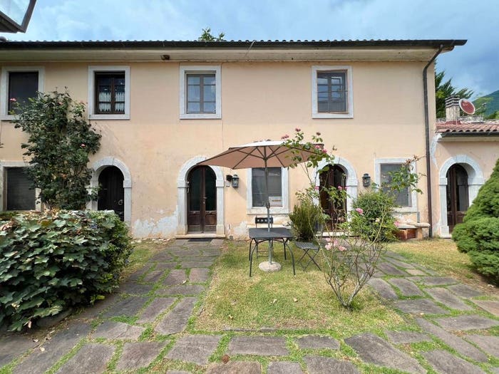 Casa bilocale in vendita in Borgo Castellone, Picinisco