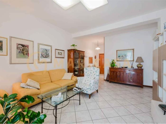 Appartamento quadrilocale in vendita in Via Emilio Po, Villaggio Giardino, Modena