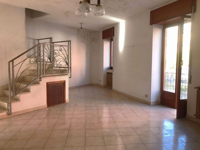 Casa con 5 locali in vendita in Via Barcellona Castroreale, Centro, Barcellona Pozzo di Gotto