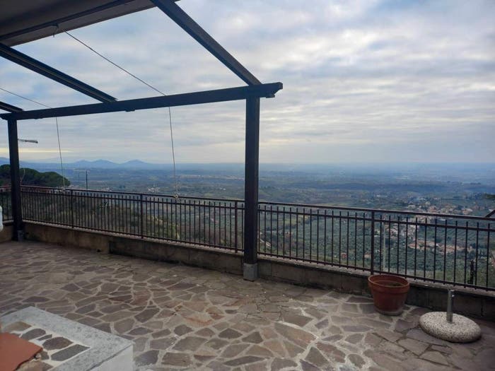 Appartamento con 5 locali in vendita in Via dei Villini, Centro, Fara in Sabina