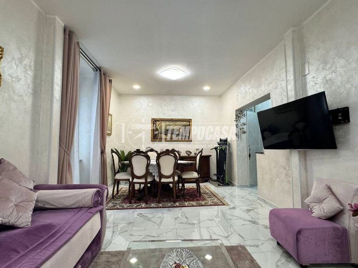 Appartamento con 5 locali in vendita in Via Giovanni Battista Sasso, Sampierdarena, Genova