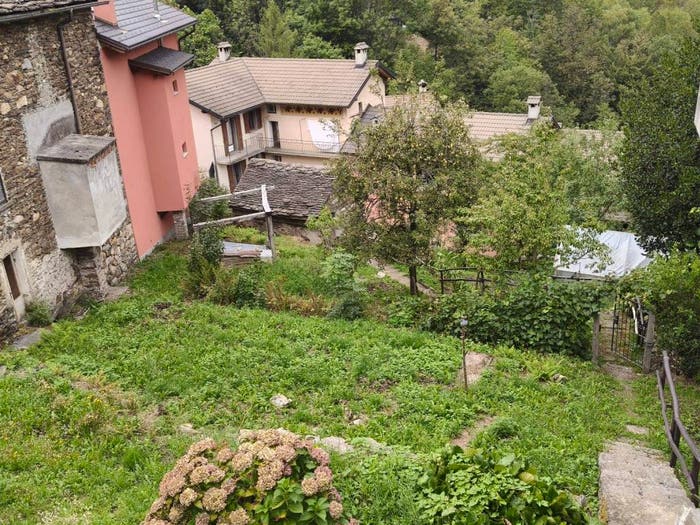 Casa quadrilocale in vendita in Via Crup, Gurro
