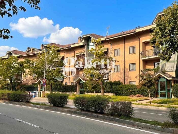 Appartamento trilocale in vendita in via TORRICELLI, Nichelino
