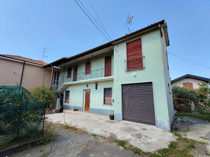 Casa con 6 locali in vendita in Via A Stoppani, Rogoredo Valaperta Rimoldo, Casatenovo