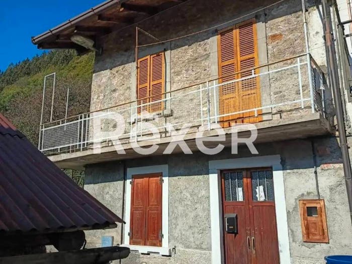 Casa con 5 locali in vendita in Frazione Ronco, Schilpario