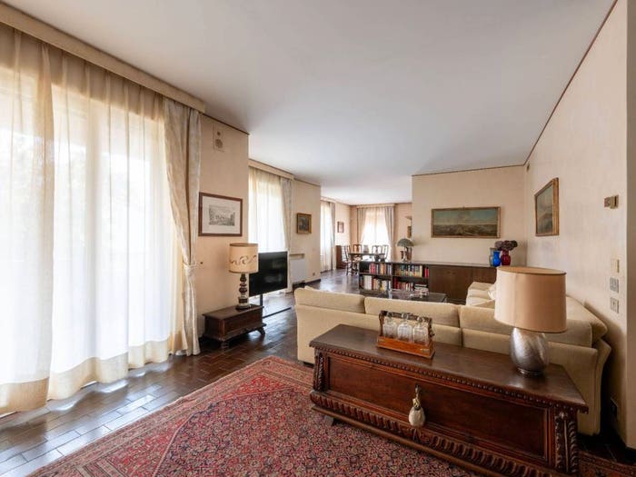 Appartamento con 6 locali in vendita in Via Santa Sofia, Santa Sofia Altinate, Padova