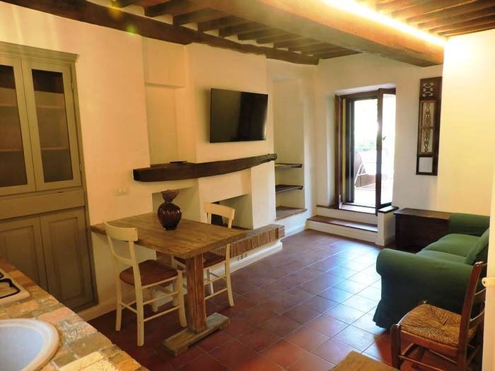 Appartamento bilocale in vendita in Piazza Olivazzo, Centro, Chiusi