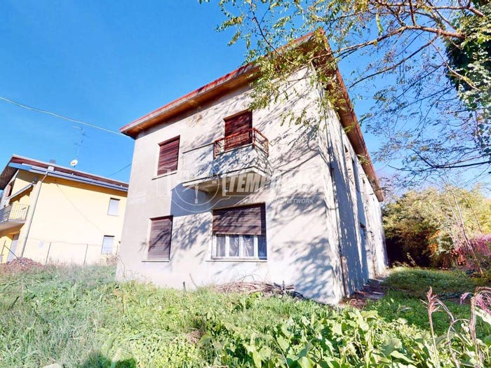 Casa con 5 locali in vendita in Via Chiesa Alberone, Frazioni Nord, Cento